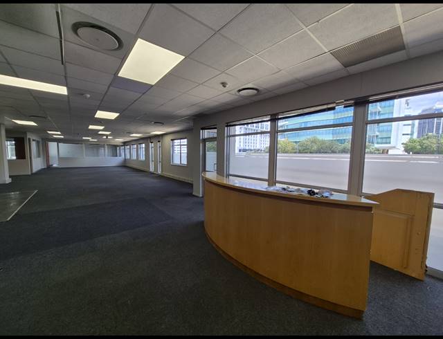 324M² OFFICE TO LET IN SANDTON CENTRAL